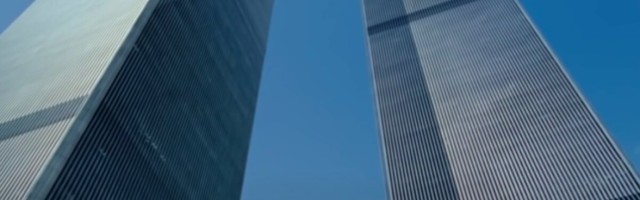 Правда ли, что башни-близнецы рухнули не из-за врезавшихся самолетов, а из-за заложенной в них взрывчатки?