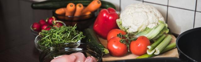 Латвия снижает НДС на продукты питания до 12 процентов