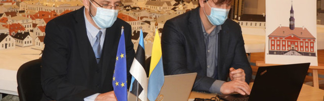 Строители получили «ключи» от нарвской ратуши