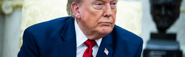 Трамп передумал брать плату за проход судов через Ормузский пролив