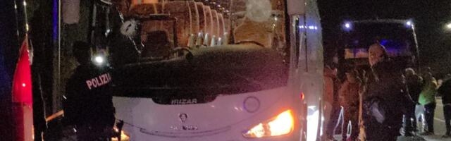В Италии болельщики забросали камнями автобус соперников — погиб водитель