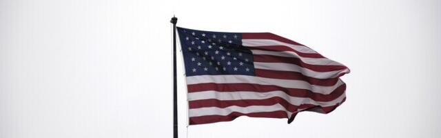 В Пакистане сотни протестующих штурмовали консульство США в Карачи