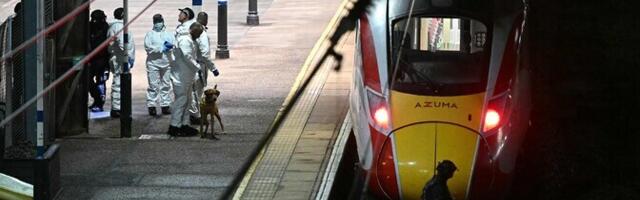 Нападение с ножом в поезде в Англии: 11 раненых, из них двое – в критическом состоянии