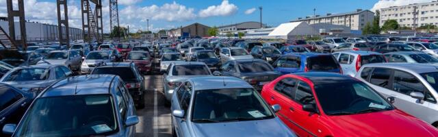 Автодилер ожидает роста продаж в Эстонии в 2026 году — если утихнут споры о налогах