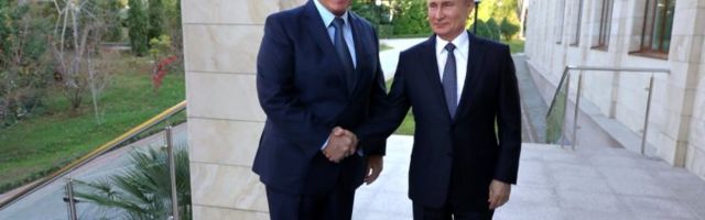 Преподаватель чикагского университета: российскому руководству нужно срочно заявить о необходимости проведения демократических выборов в Белоруссии