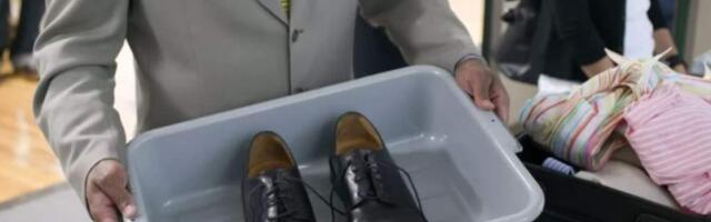 Пассажирам больше не надо разуваться в аэропорту: CША отменяют снятие обуви при досмотре