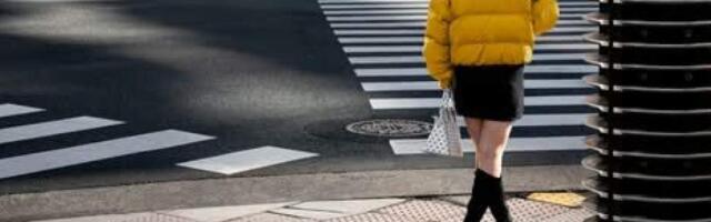 Такого еще не было: первая страна в Европе ограничила скорость пешеходов