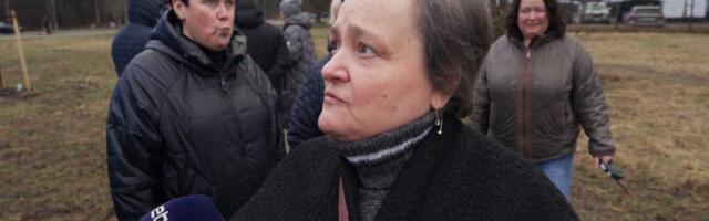 "Зеркало": трамвай до Штромки, столбики на Кярбери