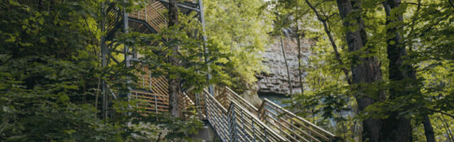 В Валасте демонтировали ведущую к морю лестницу