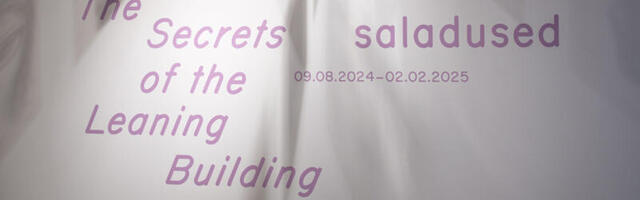 Выставка «Тайны падающего дома» открыта только до 2 февраля!