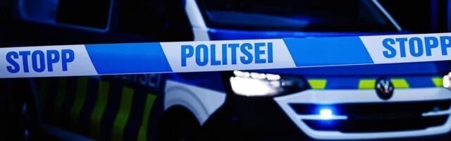 В Таллинне столкнулись три легковушки и грузовик