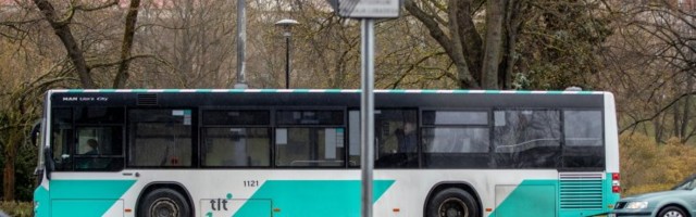 ВИДЕО | В Таллинне хаос с общественным транспортом: автобусы перешли на свободный график, движение троллейбусов и трамваев нарушено