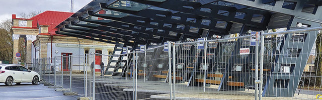 Новый нарвский автобусно-железнодорожный терминал  принят. Официального открытия придется подождать