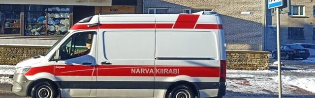 В Нарве автомобиль сбил пешехода на нерегулируемом переходе