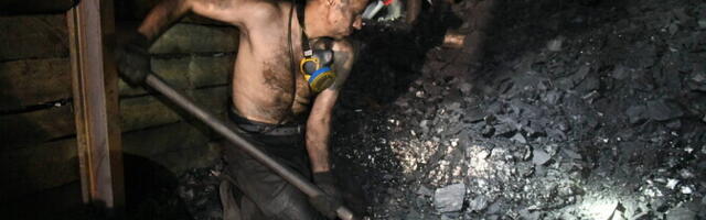 СМИ: санкции и падение цен обрушили российскую угольную отрасль