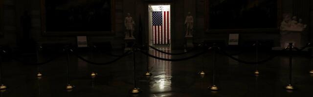 Белый дом поручил ведомствам готовиться к шатдауну