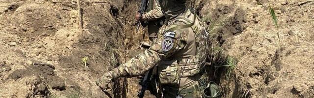 Россия сконцентрировала в Луганской области 100 000 солдат и 900 танков. Эксперт объяснил Delfi, что происходит