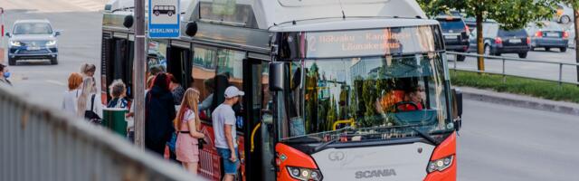Городские автобусы переходят на осенне-зимний график движения