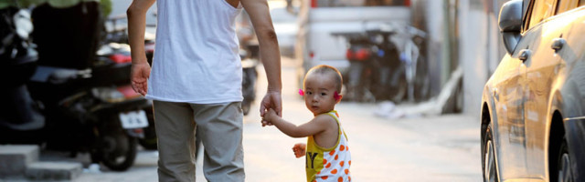 Мужчина продал двухлетнего сына и отправился путешествовать