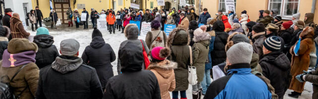 АКЦИЯ ПРОТЕСТА ⟩ Пикеты у Дома Стенбока продолжатся