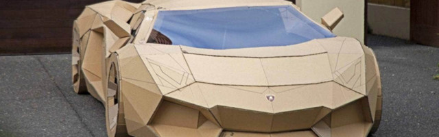 Блогер собрал машину из картона и продал по цене настоящей