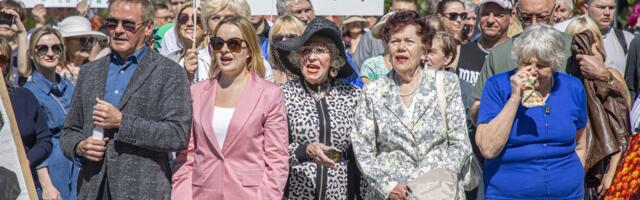 ГАЛЕРЕЯ | В Таллинне прошел марш протеста против политики правительства