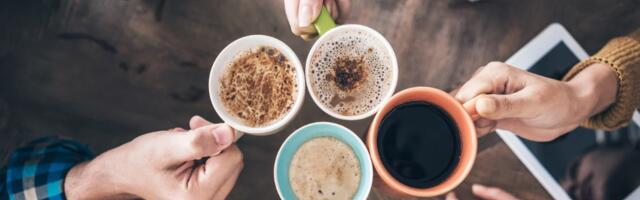 В честь открытия нового кафе в Таллинне угощают бесплатным кофе