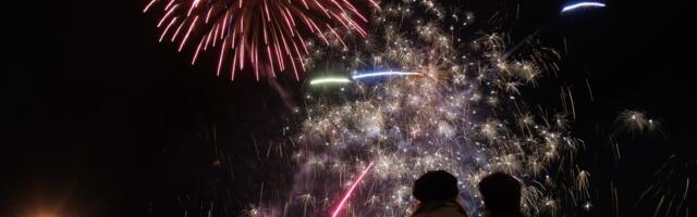 Будет ли в вашем городе салют? В некоторых местах на него тратят 10 000 евро, а где-то от него полностью отказались 