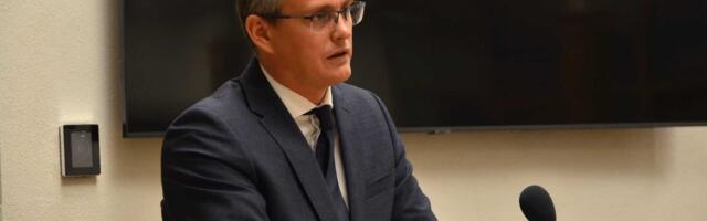 „Хватит давать людям ложную надежду“: Евграфов отказался поддержать обращение по ценам на тепло в Нарве