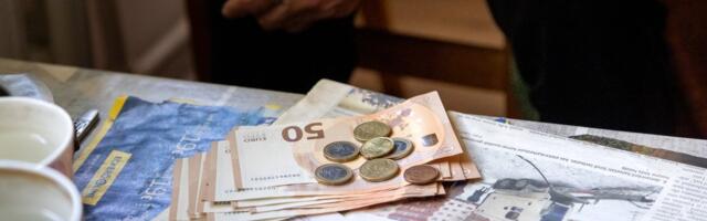 Некоторые эстонские пенсионеры хотят получать пенсию наличными: „Я не доверяю ни одному банку“