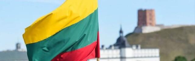 В Вильнюсе демонтируют две мемориальные доски с текстом на русском языке