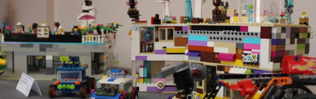 Международный день LEGO в Нарвском Языковом лицее