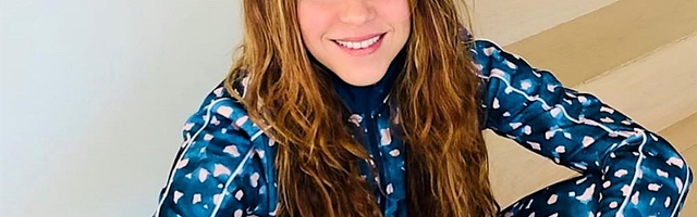 Карантин пошел на пользу: Шакира окончила онлайн-курсы по философии