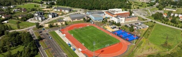 В волости Раэ открылся первый полноразмерный стадион