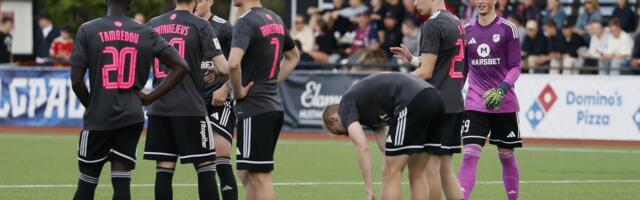 Лига конференций: „Нымме Калью“, оставшись в девятером, минимально уступил в Ирландии