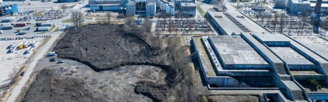 ФОТО И ВИДЕО | Рядом с горхоллом снова образовались черные горы грязи