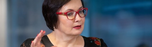 Выборы председателя городского собрания и мэра города вновь откладываются