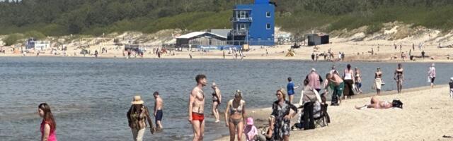 ФОТО | Литовцы с шумом открыли сезон теплой погоды: в Паланге - толпы людей