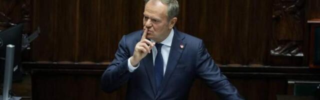 Туск рассказал о ходе следствия по диверсии на жд