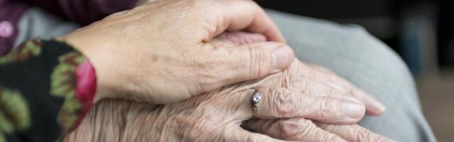 В Эстонии вместе с незначительным ростом пенсий повысилась плата за место в доме по уходу