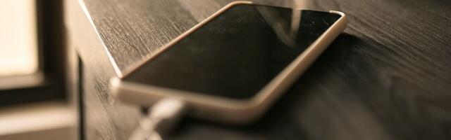 Недоверие к звонкам с незнакомых номеров мешает работе курьеров и сетевых компаний