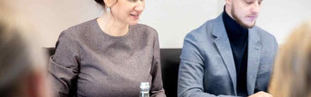 Советник премьера призывает не создавать альтернативную внешнюю политику