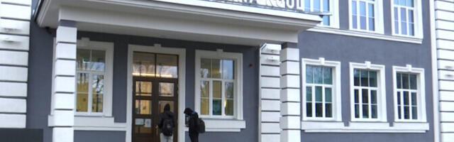 В Нарве усиливают меры безопасности в школах и пересматривают порядок действий в случаях ЧП