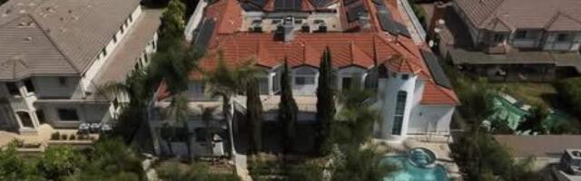 В Америке обнаружили роскошную виллу, полную детей, рожденных суррогатными матерями