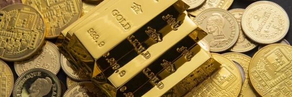 О чем пишет пресса: цена на золото бьет рекорды, латвийская голубая корова под угрозой