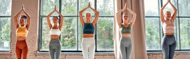 Тадасана, поза горы в йоге: техника выполнения, фото, польза, как делать