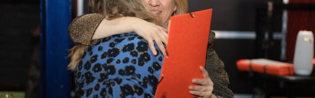 ГРАФИК |  „Правые“ задают темп по партийным пожертвованиям