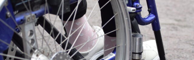 Минсоцдел хочет повысить стоимость услуг для людей с особыми потребностями