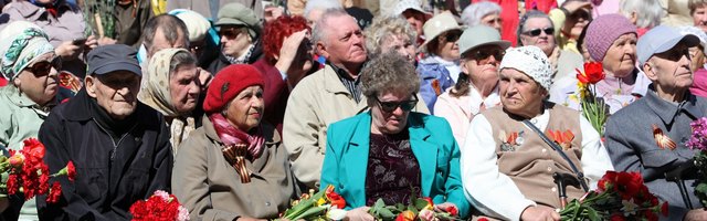 ДА, ПОМНИТ МИР СПАСЕННЫЙ!