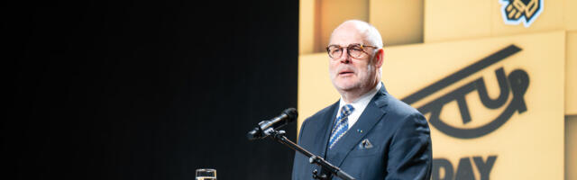 Значительное большинство граждан Эстонии поддерживают переизбрание Кариса на пост президента